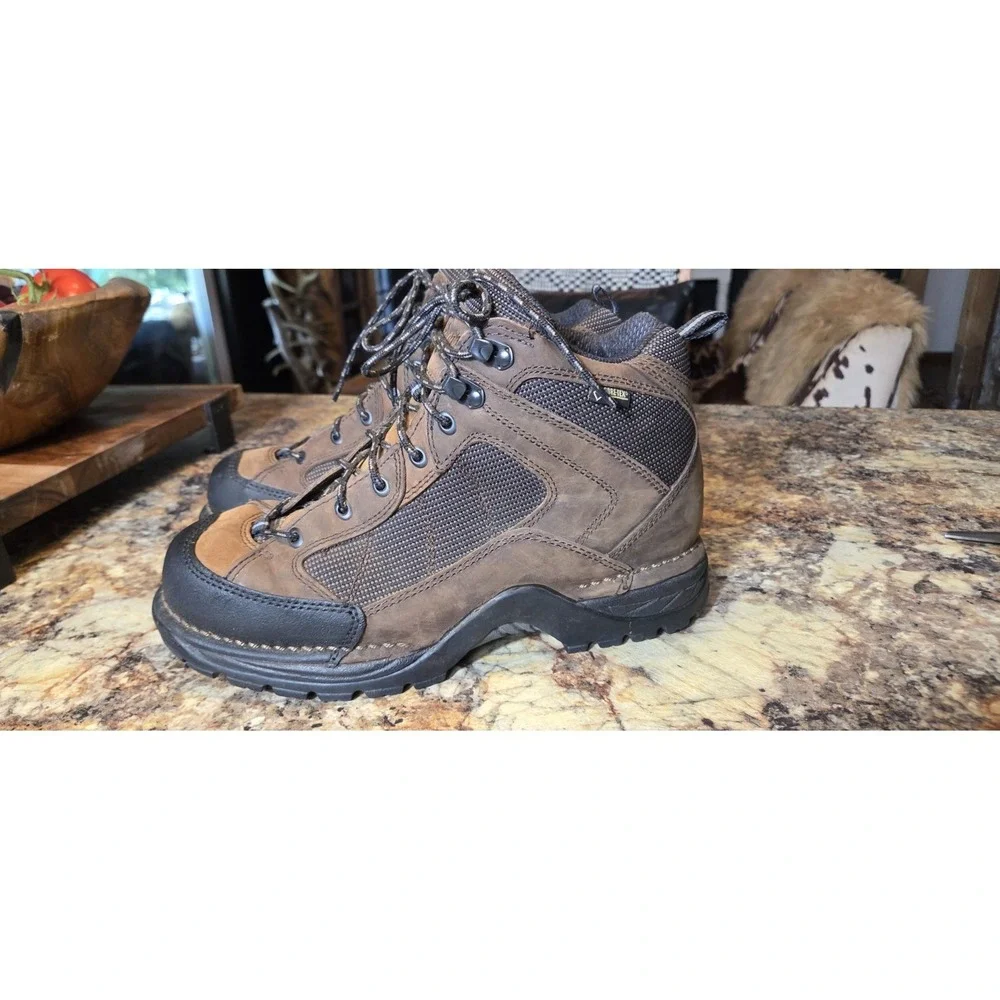Danner Radical 452 Size 9 Terra Force Goretex Boot, Outdoors,  Hiking, Hunting